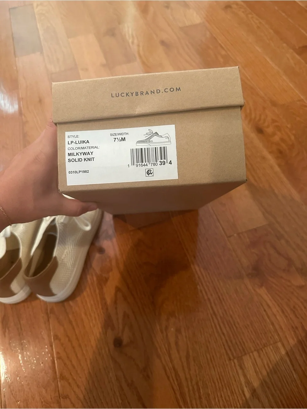 Lucky Brand Lukia Woven Sneaker in color milkyway women’s size 7.5
